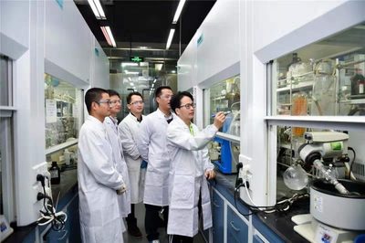 南科大化學系李闖創課題組實現高難度明星分子Vinigrol的最短全合成